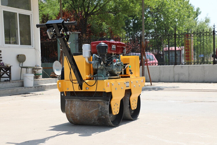 為什么小型壓路機(jī)會(huì)漏油？該如何解決？